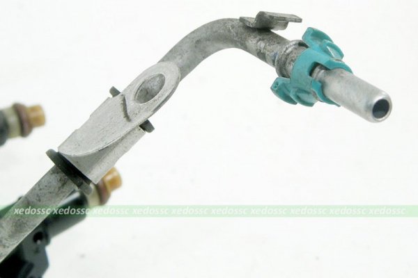 LISTWA WTRYSKOWA WTRYSKI HONDA CITY 1.4 2002