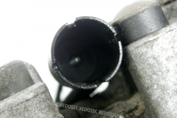 SPRĘŻARKA POMPA KLIMATYZACJI BMW 5 E39 2.8 DENSO