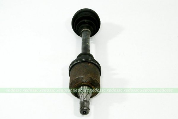 PÓŁOŚ LEWA KRÓTKA VOLVO 850 96 2.4 T55254E AUTOMAT