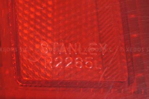 LAMPA TYLNA TYŁ LEWA MAZDA 626 GW 96-99 KOMBI