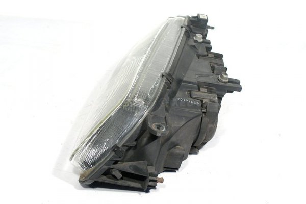 REFLEKTOR PRAWY MAZDA 626 GF 97-00 BOSCH
