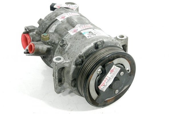 SPRĘŻARKA POMPA KLIMATYZACJI VW GOLF V 03-07 1.4