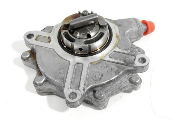 _Pompa wakum BMW 3 E90 2005 2.0i N46B20B