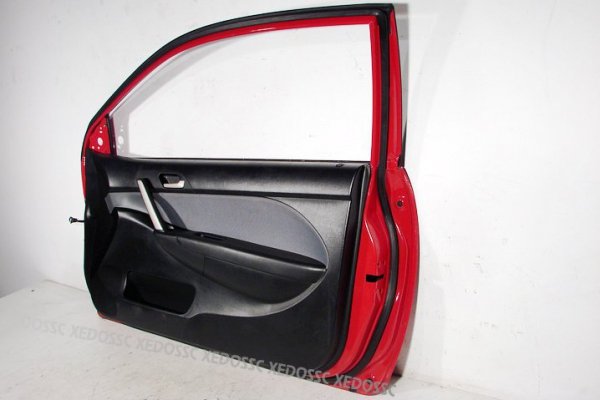 DRZWI PRZÓD PRAWE HONDA CIVIC EP 02 3D