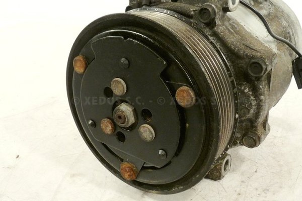 SPRĘŻARKA POMPA KLIMATYZACJI VOLVO V40 97 1.9TD