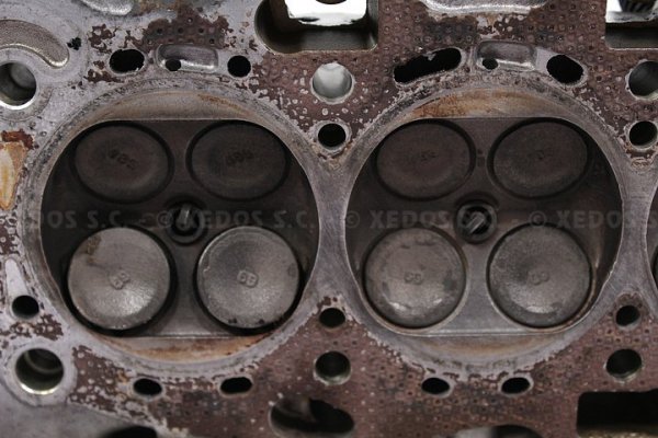 _Głowica Mitsubishi Galant 1992-1996 1.8i 16V