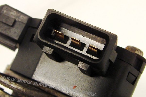 PRZEPUSTNICA AUDI A6 C4 95 2.0 8V AUTOMAT