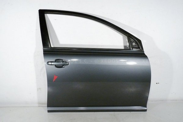 _Drzwi przód prawe Toyota Avensis T25 2006 5D 1F6