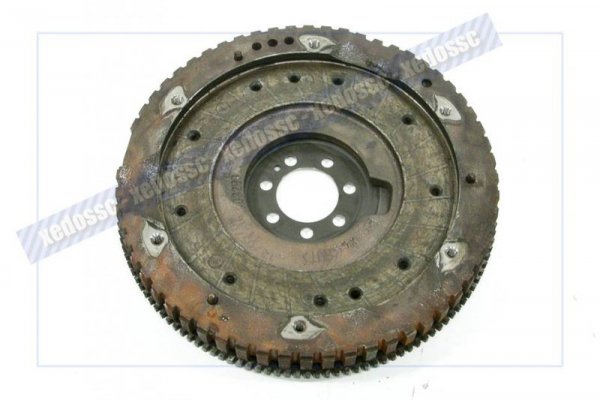 KOŁO ZAMACHOWE NISSAN NOTE 06 E11 1.5 DCI MANUALNA