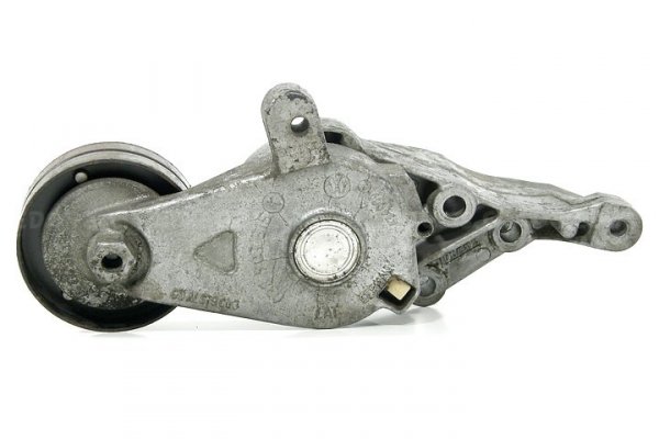 NAPINACZ PASKA AUDI A3 8L 98 1.9 TDI 038903315K