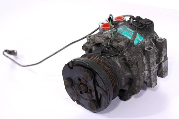 SPRĘŻARKA KLIMATYZACJI MAZDA 323 BA 94-98 1.5 16V