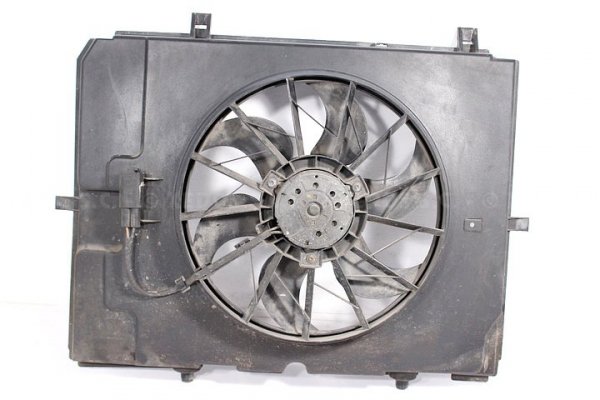 WENTYLATOR WODY MERCEDES W210 97 2.3 A2105052355