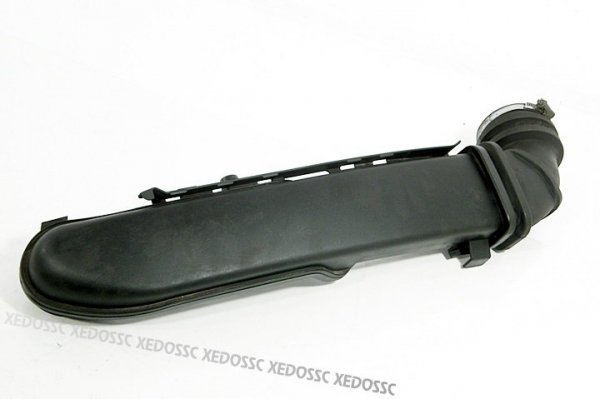 RURA PLASTIKOWA MERCEDES E-KLASA W210 97 2.0 16V