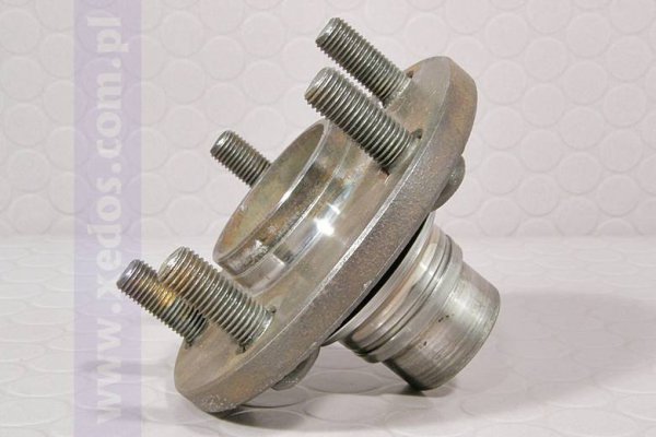 PIASTA PRZEDNIA TOYOTA AVENSIS 98 1.6 16V