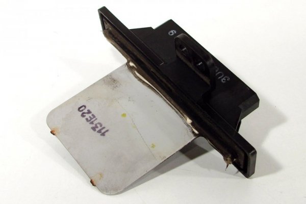 REZYSTOR OPORNIK DMUCHAWY NISSAN PRIMERA P11 LIFT