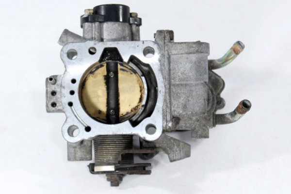 _Przepustnica Mitsubishi Carisma DA1A 1995-1999 1.8i 16V