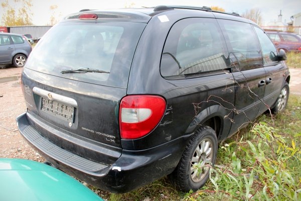 Hak holowniczy Chrysler Grand Voyager 2003 Van