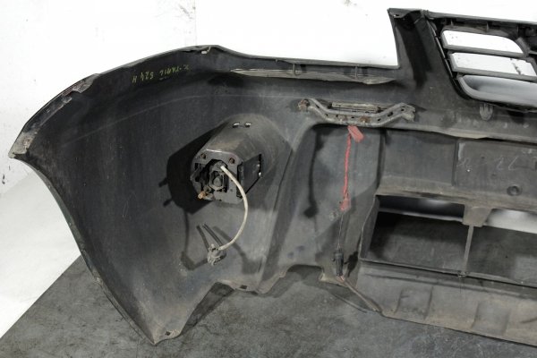 Zderzak przód + grill Nissan X-Trail T30 2002 