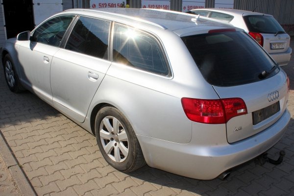 Lampa tył prawa LED Audi A6 C6 2005 Kombi 
