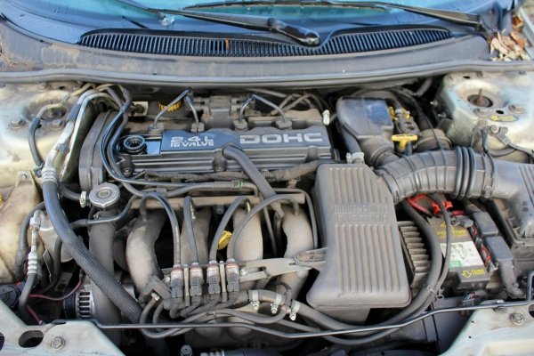 Dodge Stratus 1999 2.4i EDZ Sedan [B/C]