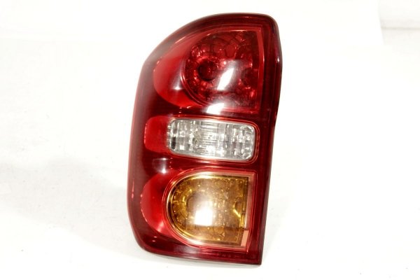 Lampa tył lewa Toyota Rav4 II XA20 Lift 2003-2006 SUV 5-drzwi
