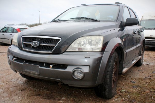 Zderzak przód Kia Sorento JC 2003(kod lakieru: EB/V9)