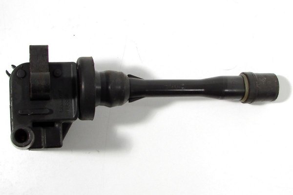 Cewka zapłonowa Mitsubishi Carisma 1995-2004 1.6i 1.8i 16V