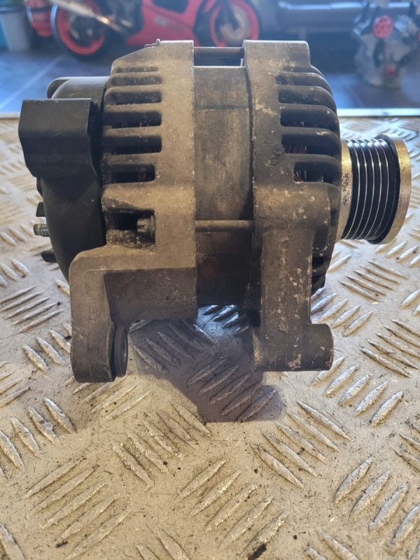 Alternator X-285020 (100 A)