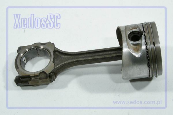 Tłok korbowód Nissan Primera P11 1996-2002 1.6i 16V