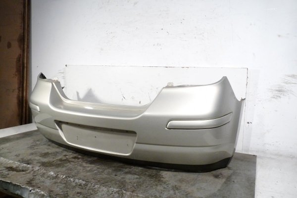 _Zderzak tył Nissan Tiida C11 2007 Hatchback 5-drzwi (Kod lakieru: K32)