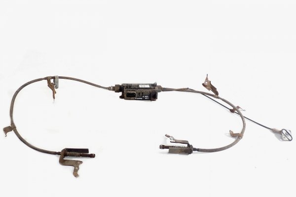 _Hamulec ręczny elektryczny Toyota Avensis T27 2009 2.0D4D Sedan