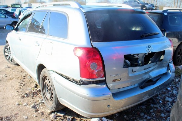 Półoś przód lewa Toyota Avensis T25 2007 1.8VVTI 1ZZ Kombi