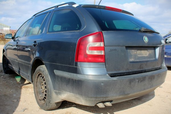 _Maska Skoda Octavia II 1Z 2008 2.0TDI Kombi