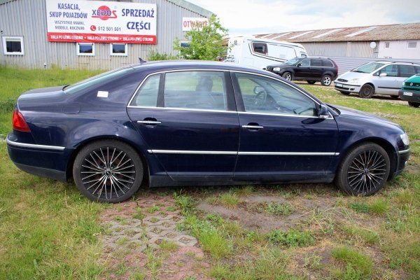 Maska VW Phaeton 2008 3.0TDI CARA Sedan 4Motion 