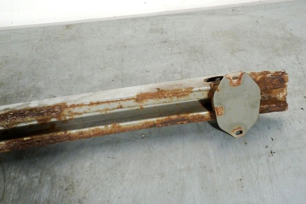 Belka zderzaka tył Toyota Corolla E12 2003 3D