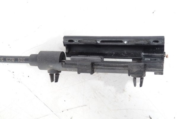 _Zamek maski VW Phaeton GP3 2010-2014 4.2FSI