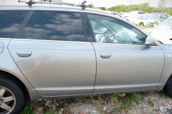 Sprężarka pompa klimatyzacji Audi A6 C6 2008 2.0TDI BRE Kombi