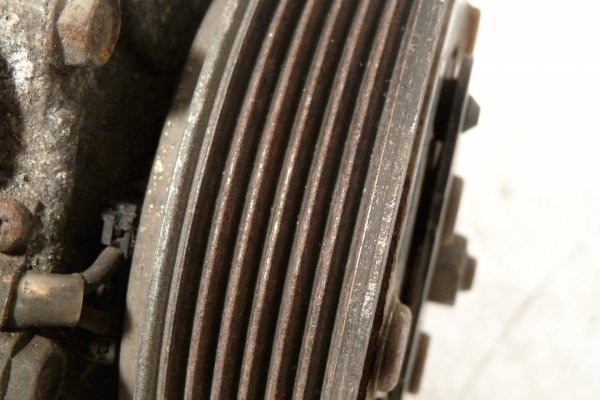 Sprężarka pompa klimatyzacji Peugeot 407 2004 2.2i 3FZ Sedan