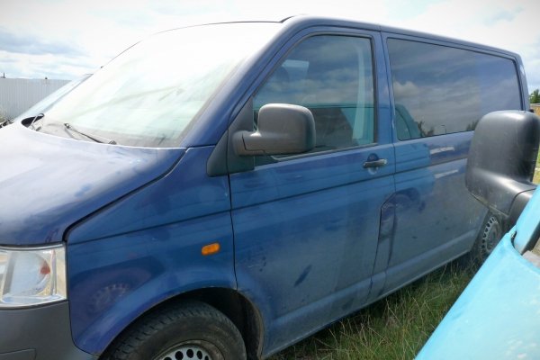 Stacyjka VW Transporter T5 2004 Bus