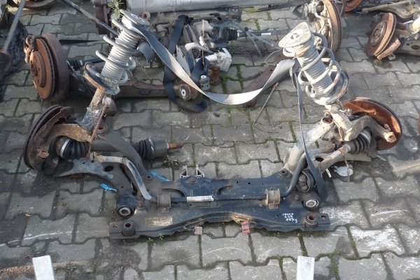 Półoś przód lewa Volvo S40 2006 2.0D D4204T Sedan 