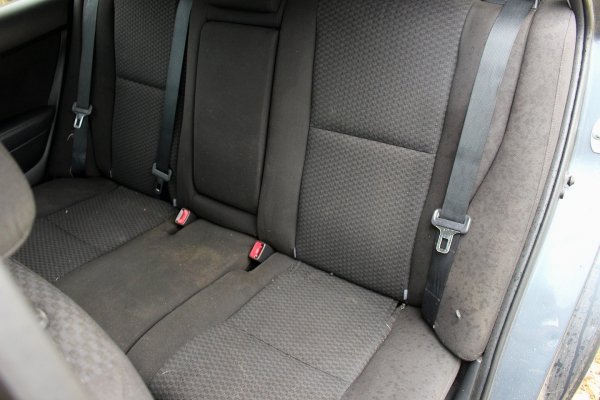 Toyota Avensis T25 2005 2.2D-CAT 2AD-FHV Kombi [A]