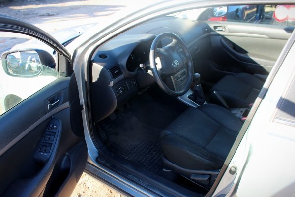 Drzwi tył lewe Toyota Avensis T25 2007 1.8VVTI 1ZZ Kombi