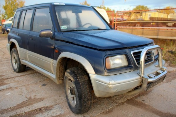 Suzuki Vitara 1996 2.0i V6 H20A Suv 5-drzwi 4x4 [B]