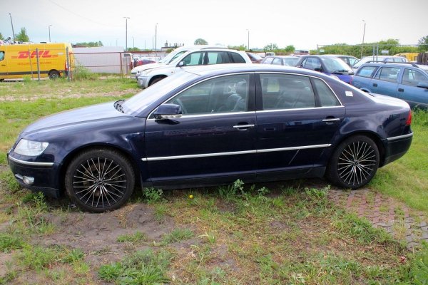 _Błotnik przód lewy VW Phaeton 2008 3.0TDI CARA Sedan 4Motion 
