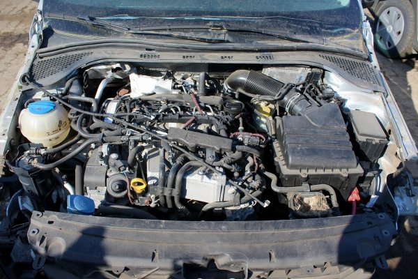 Konsola Skoda Rapid 2016 1.6TDI CXMA Spaceback