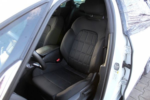 _Błotnik przód lewy Citroen DS5 2014 (2011-2015) Hatchback 5-drzwi (kod lakieru: KWED)