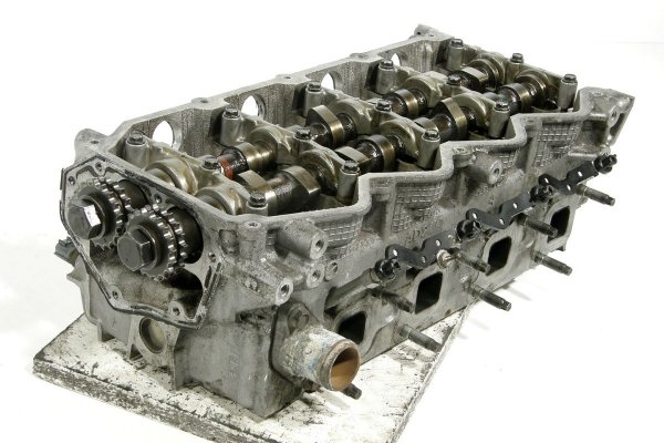 _Głowica Nissan Primera P12 2002  2.2Di YD22