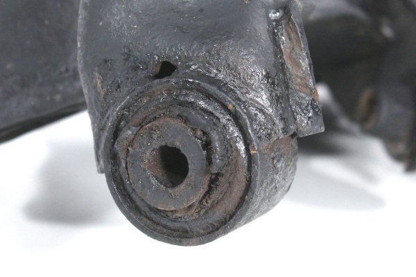 Wahacz tył wzdłużny prawy Ford Mondeo MK2 1998-2000 Kombi