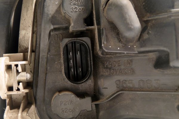 Lampa tył lewa Audi A4 B7 2006 Sedan