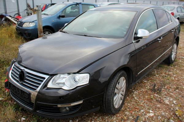 Klamka klapy stycznik VW Passat B6 2005 Sedan (LC8Z)